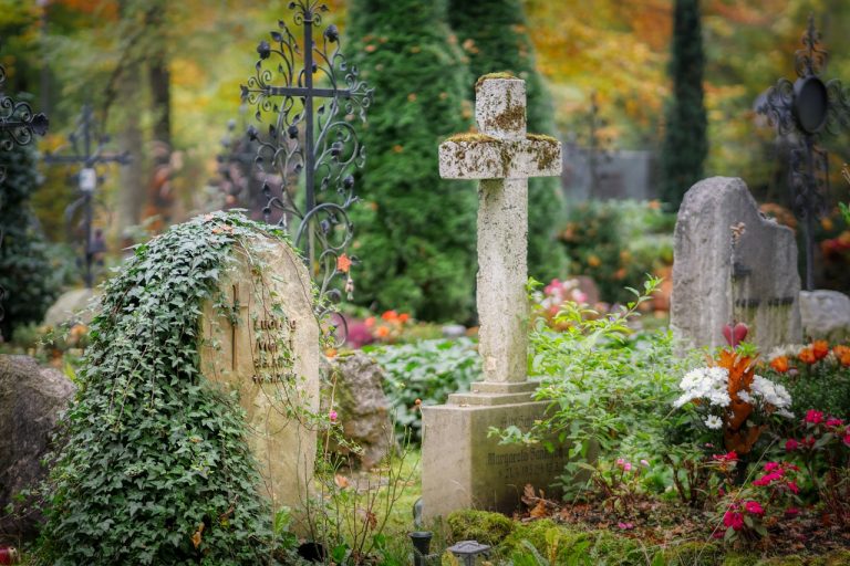 Gregorián szentmisék – Novemberben elhunytjainkért imádkozunk